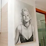 Apartment Gallery *